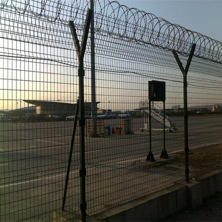 2.5米高飞机场围网安装