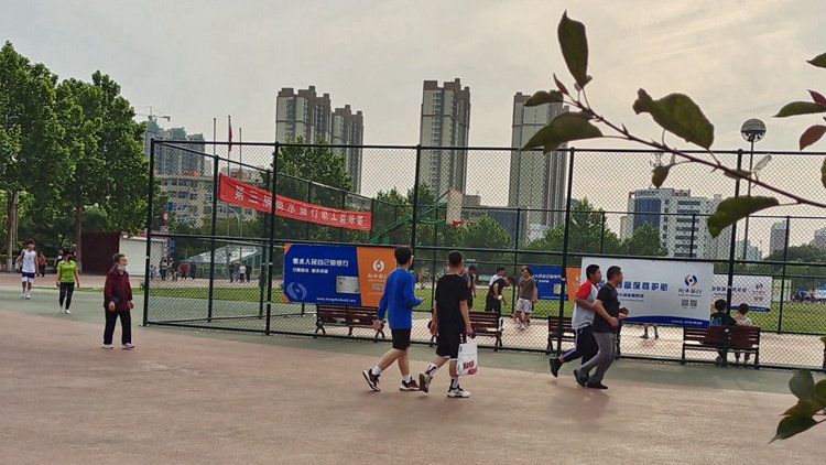 篮球场护栏网18631858321