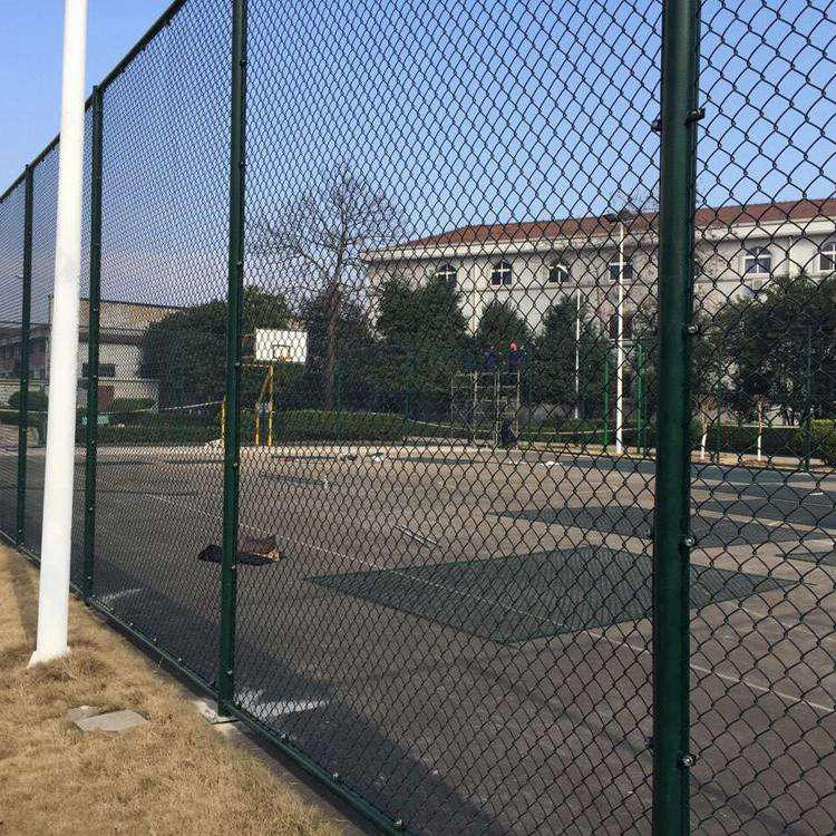 篮球场围网高度以及篮球场围栏型号图片1